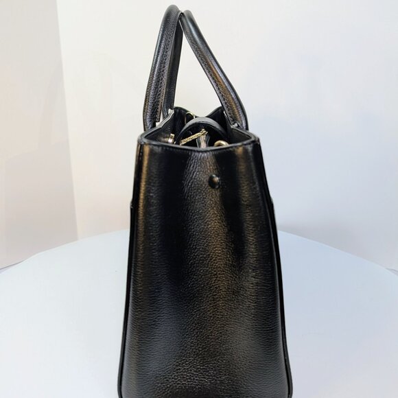 Chanel Pebbled Calfskin Small Tote - Picture 5 of 16